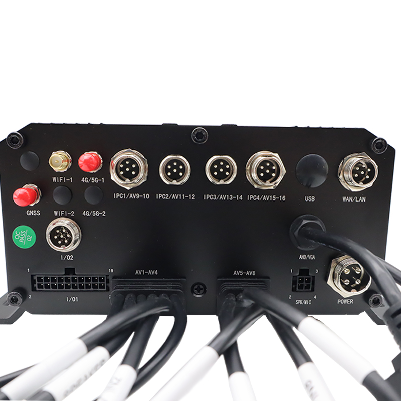 Benötigen Sie einen 16-Kanal-AHD-MDVR mit zwei Festplatten und SD-Kartenspeicher für die Flottenüberwachung?